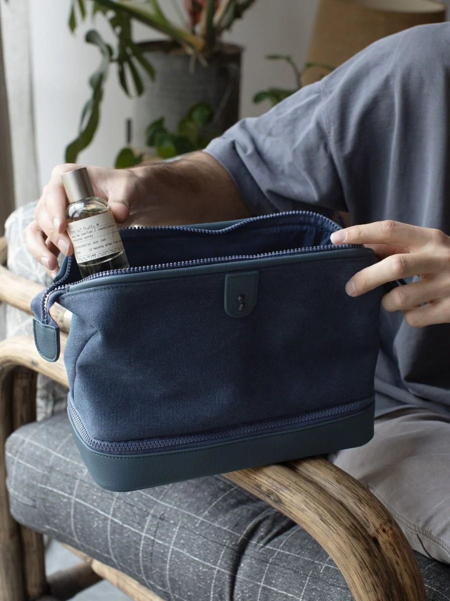 Doctors Washbag Canvas Blue - Image 3