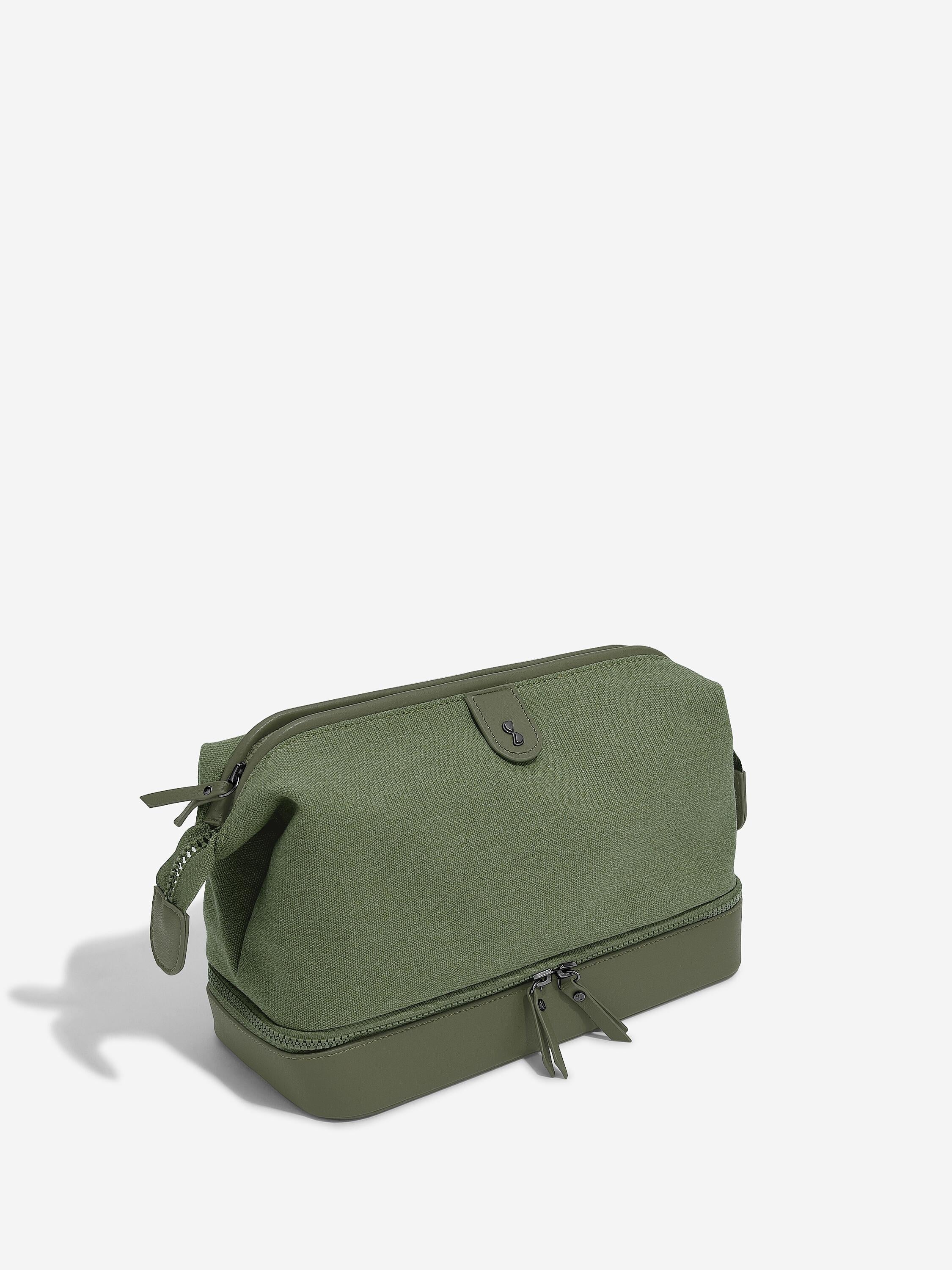 Green Large Canvas Washbag - Image 4