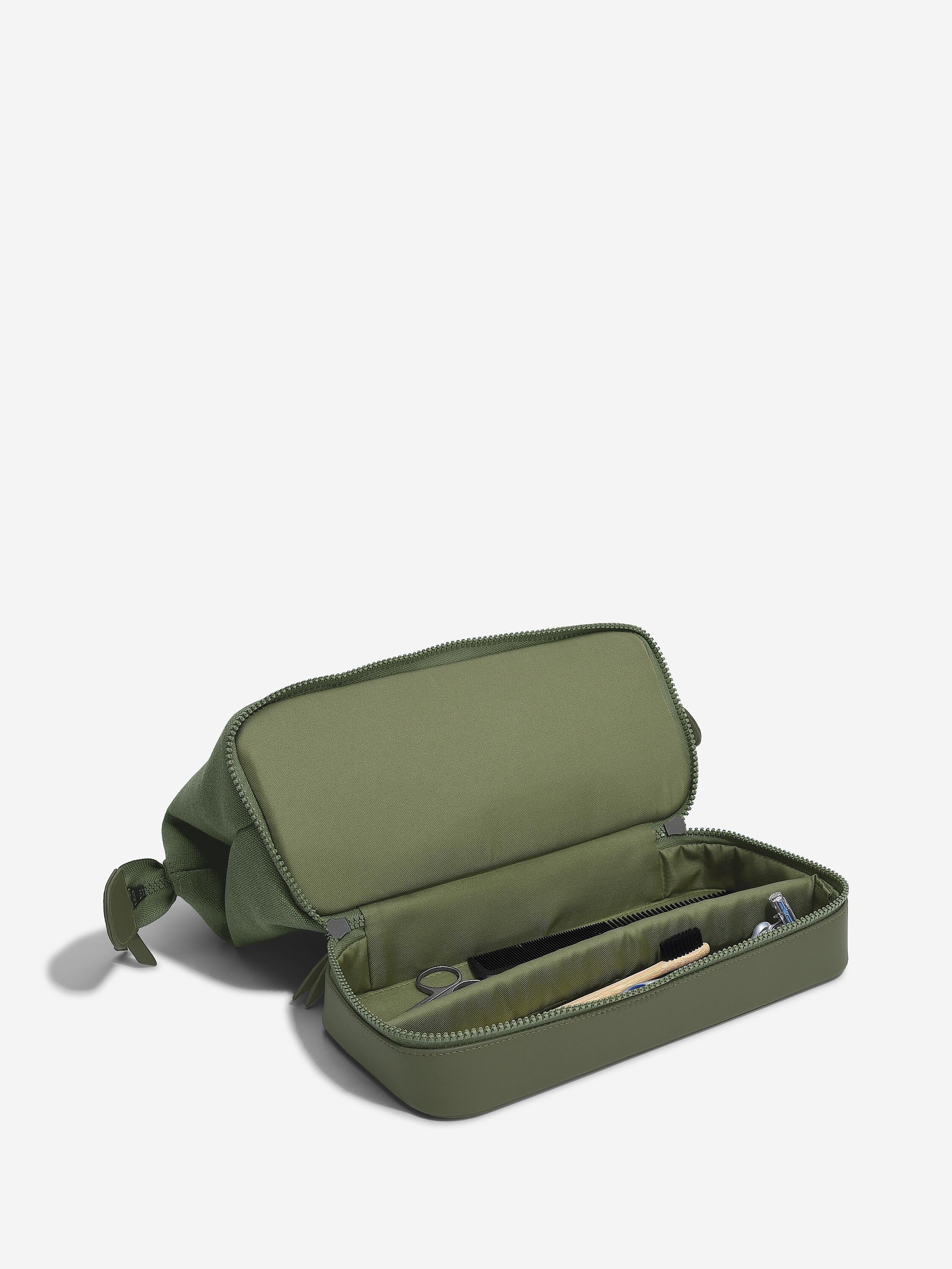 Green Large Canvas Washbag - Image 5