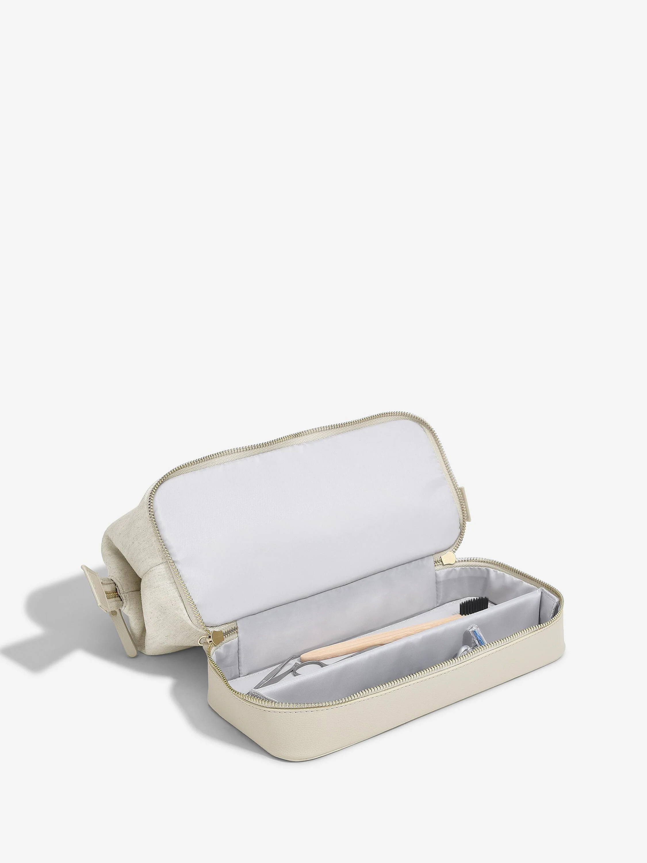 Large Canvas Washbag — Cosmetic Mark (Imperfect) - Image 5
