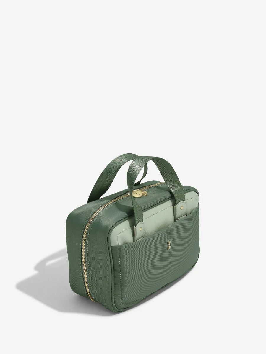 Green Recycled Nylon Washbag - Image 4