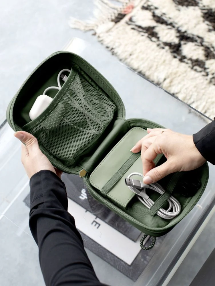 Green Nylon Square Cable Tidy - Image 4