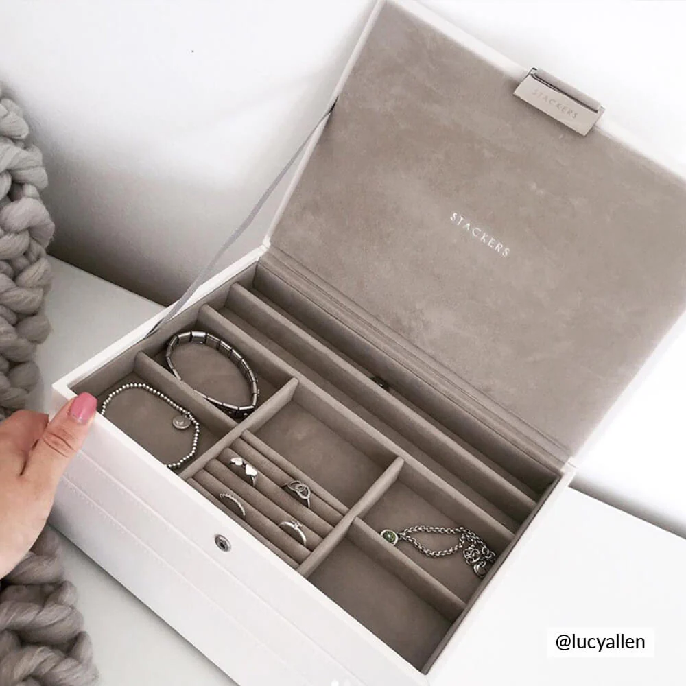 White Classic Jewellery Box - Image 3