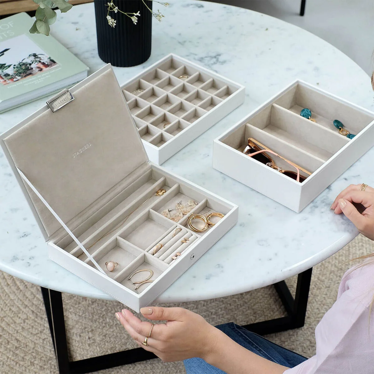 White Classic Jewellery Box - Image 7