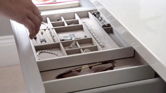 White Medium Jewellery In-Drawer Organiser - Image 4